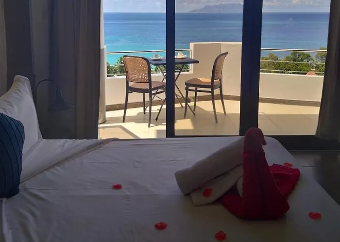 Northwest Bay Seaview Apartment *