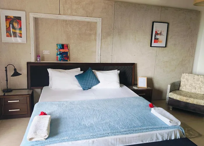 Northwest Bay Seaview Apartment