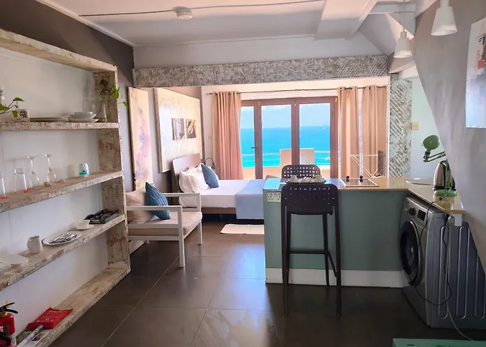 Apartment Northwest Bay Seaview